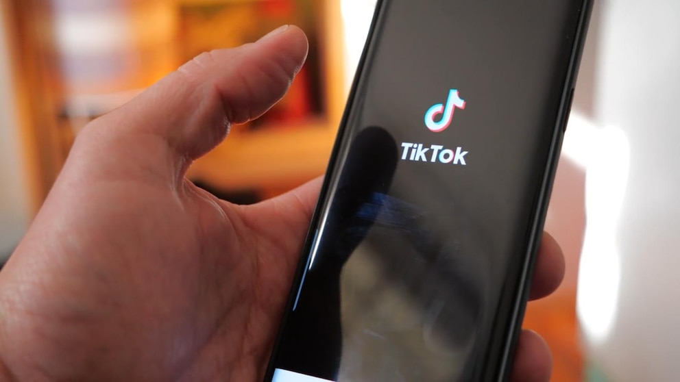Video TikTok tests 60 minute video uploads for select users [Video]