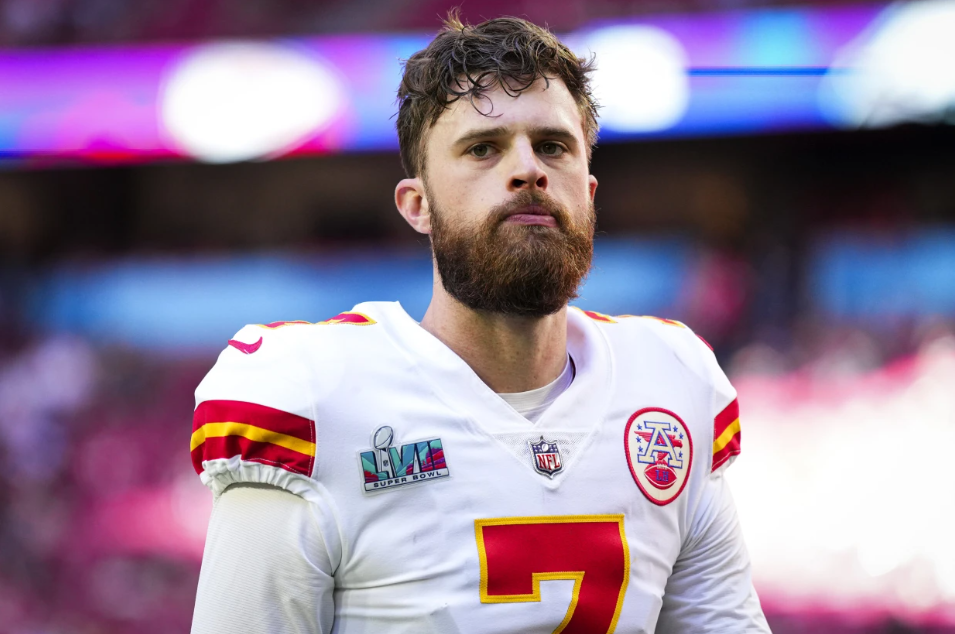 Why the speech by Kansas City Chiefs kicker was embraced at Benedictine Colleges commencement [Video]