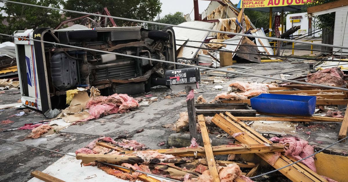 Power outages from Texas storms which have killed four could last weeks [Video]
