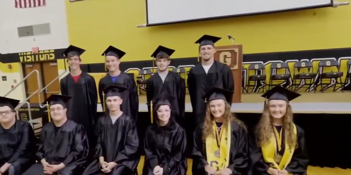 Five sets of twins graduate from same Brown County school [Video]