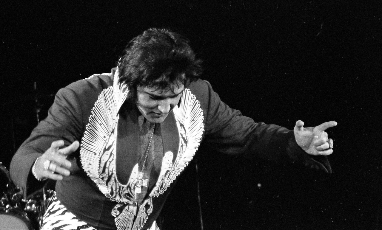Pa. man who sold house, traveled country as Elvis impersonator has died [Video]