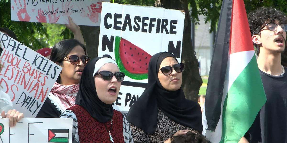 Local Bowling Green advocate group holds protest in support of Palestine [Video]
