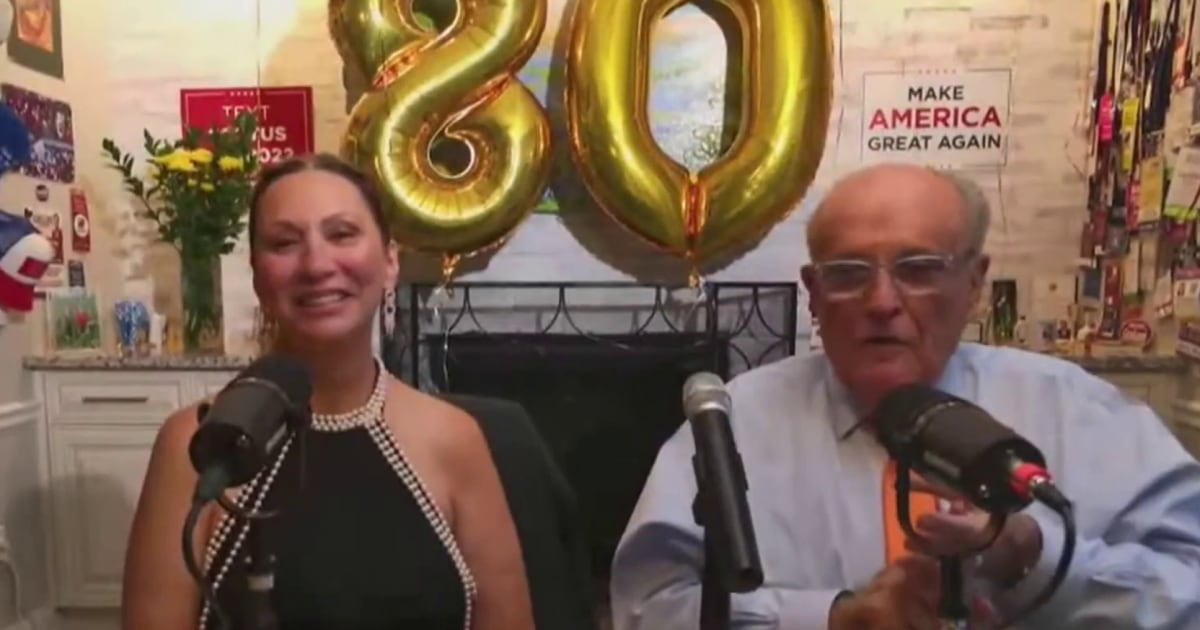 Rudy Giuliani served indictment papers during his 80th birthday party [Video]