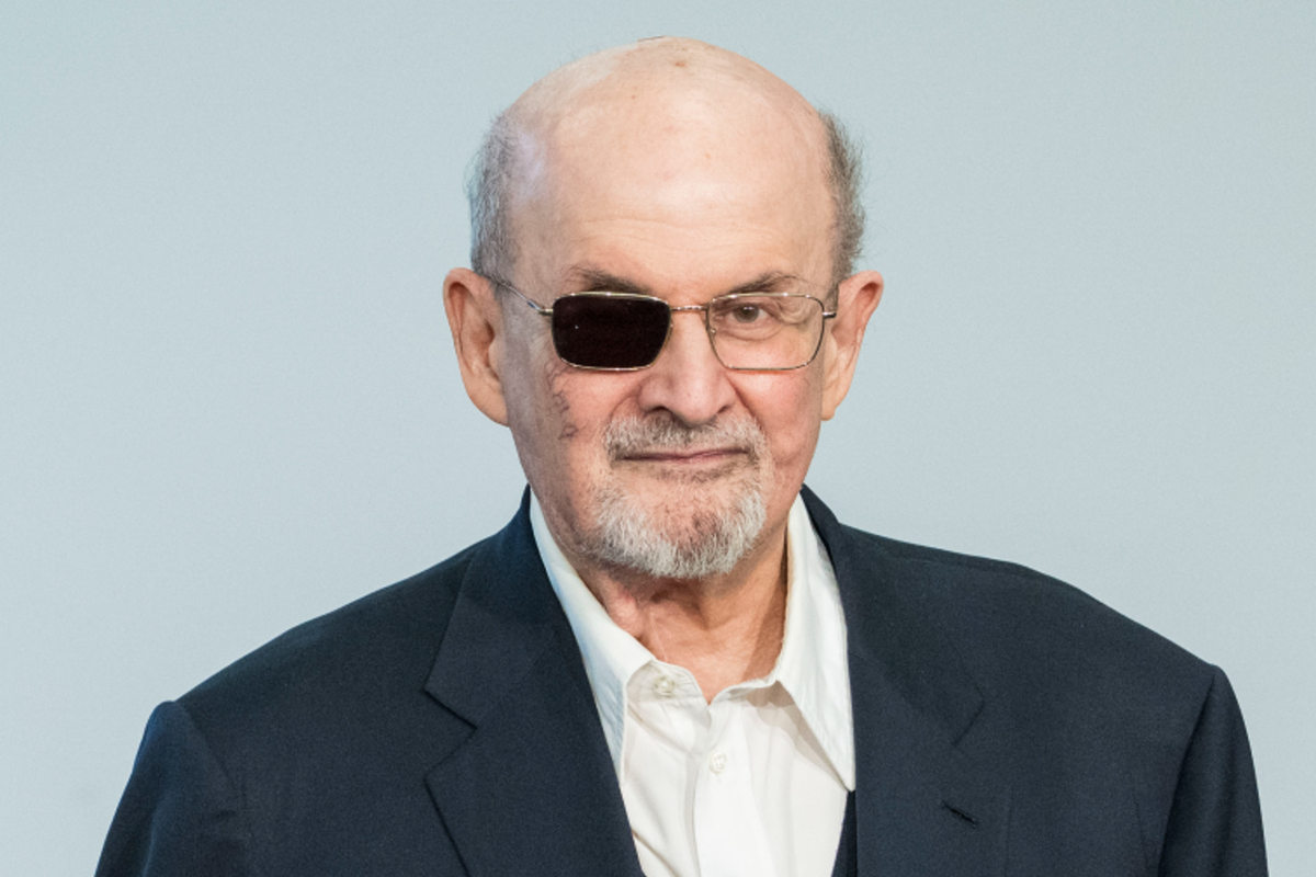 Salman Rushdie says a new Palestinian state would be Taliban-like [Video]