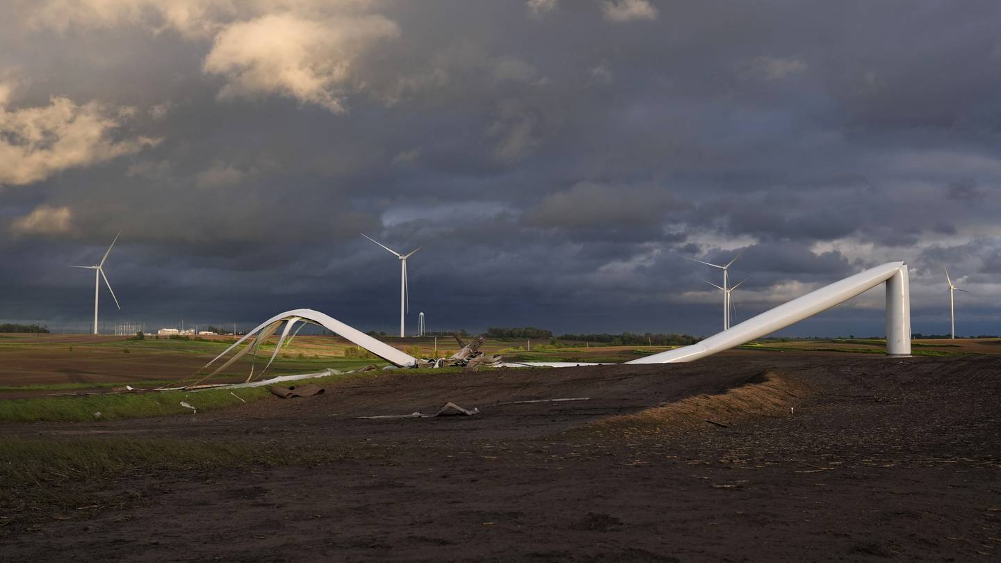 Wind towers crumpled after Iowa wind farm suffers rare direct hit from powerful twister  Boston 25 News [Video]