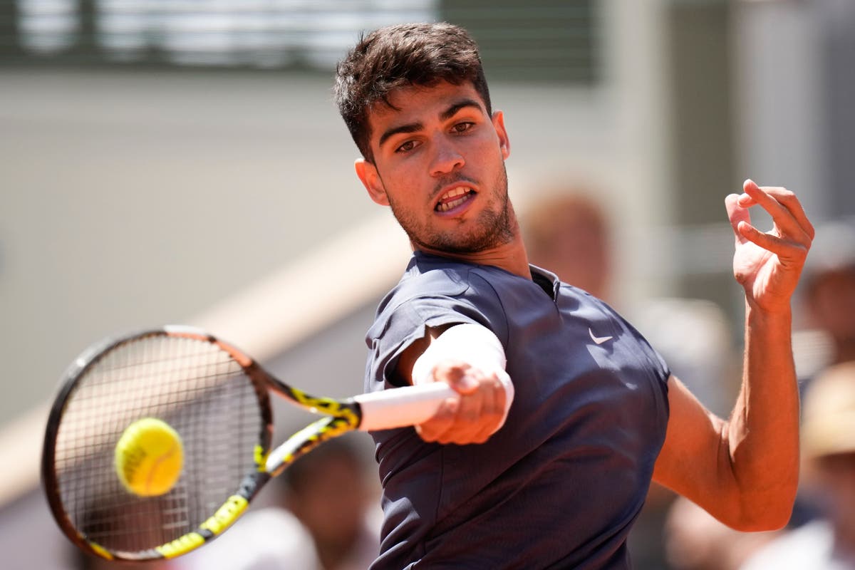 French Open order of play: Day 4 schedule including Carlos Alcaraz and Iga Swiateks clash with Naomi Osaka [Video]