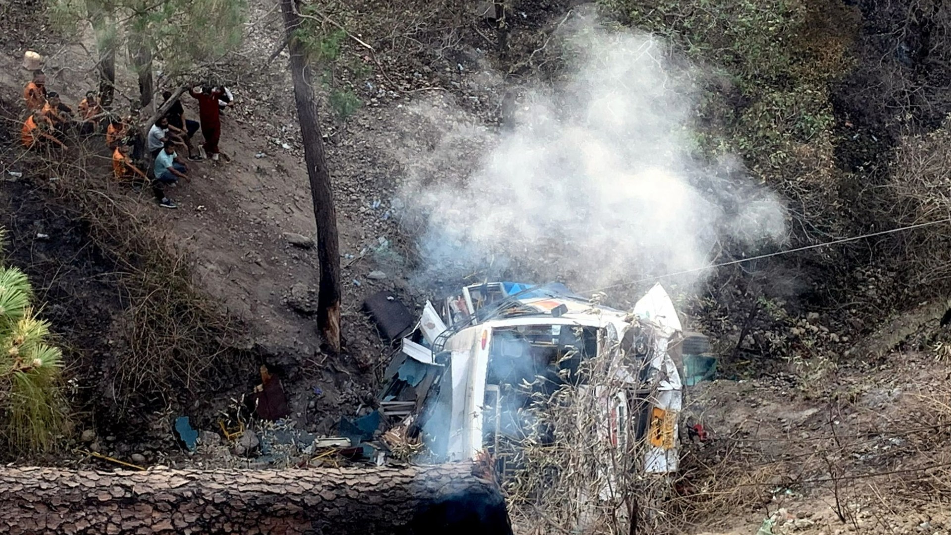 At least 22 dead and 69 injured after packed bus plummets into gorge in horror crash in India [Video]