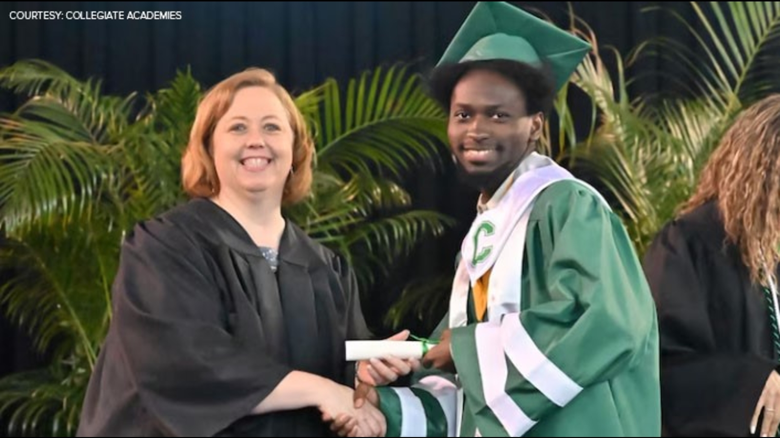 New Orleans, Louisiana high school student Elijah Hogan who lived in homeless shelter graduates as valedictorian [Video]
