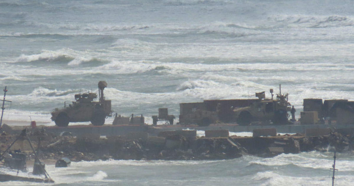 Floating Gaza aid pier temporarily dismantled due to rough seas [Video]