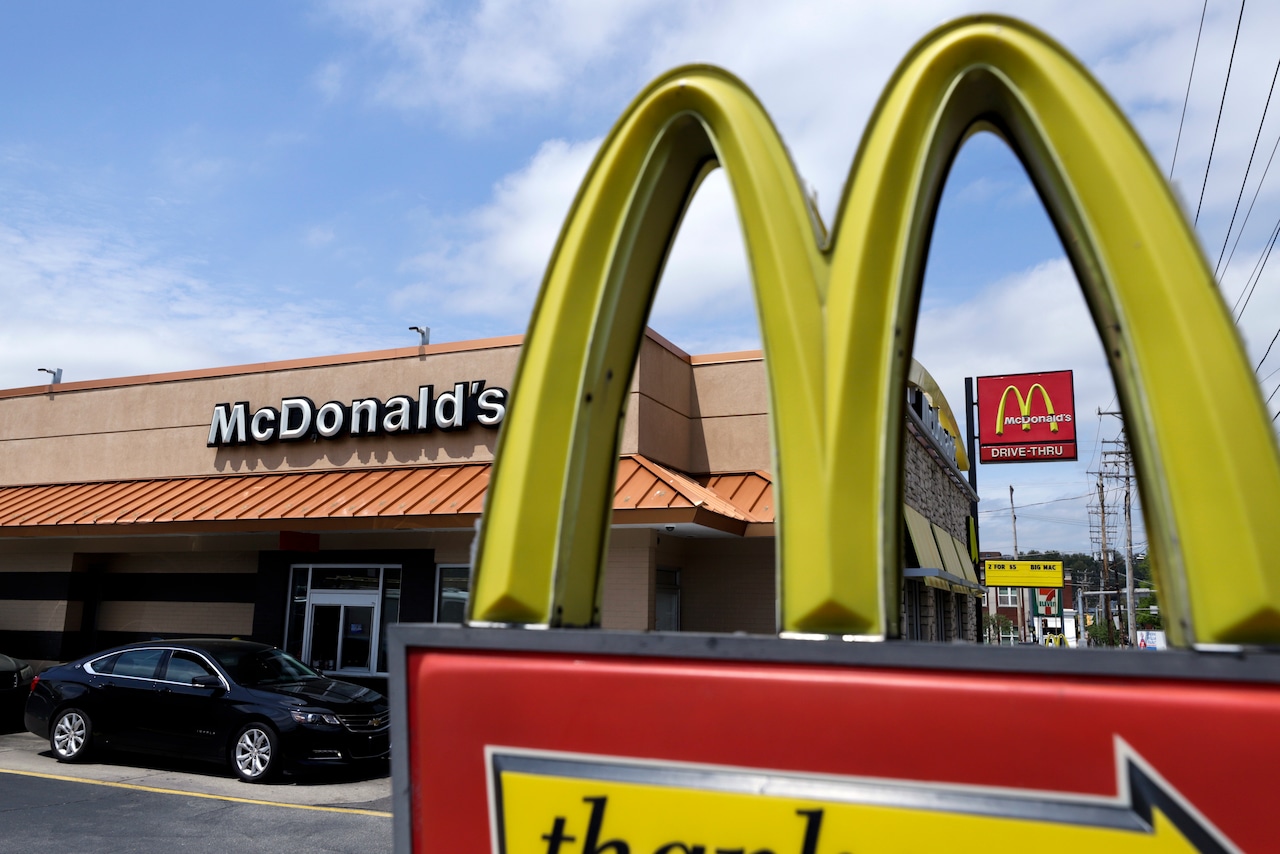 McDonalds is changing its drive through at many locations [Video]