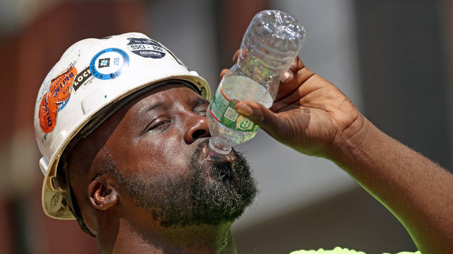 As the U.S. heat wave drags on, experts warn of deadly ‘wet-bulb’ temperatures. Here’s what those are.  WHIO TV 7 and WHIO Radio [Video]