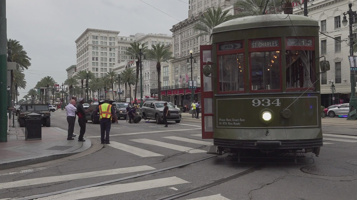 Streetcar and government vehicle collide on Canal St. [Video]