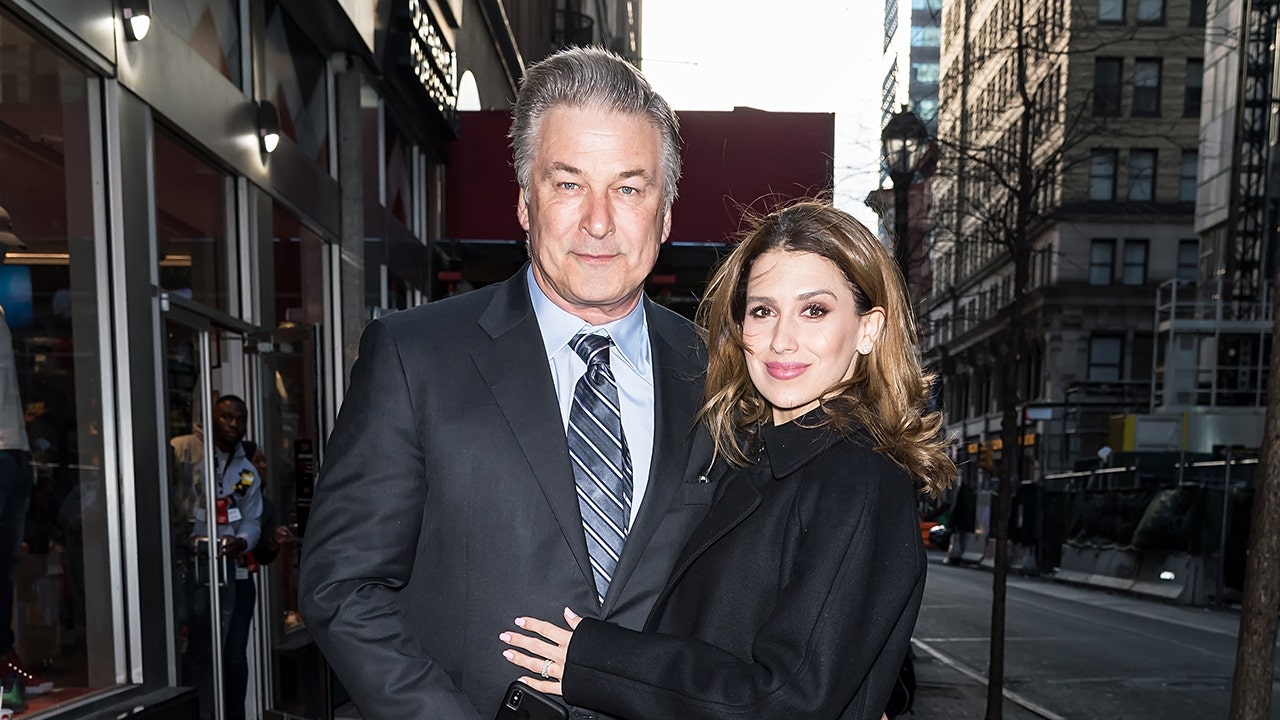 Alec Baldwin, wife Hilaria ponder ‘ups and sad downs’ on 12th wedding anniversary ahead of his criminal trial [Video]