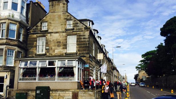 Dunvegan Hotel, famous St. Andrews pub, officially sold | Golf News and Tour Information [Video]