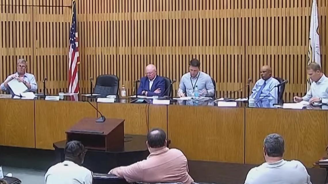 Decatur council approves agreement to move forward with third-party police department review [Video]