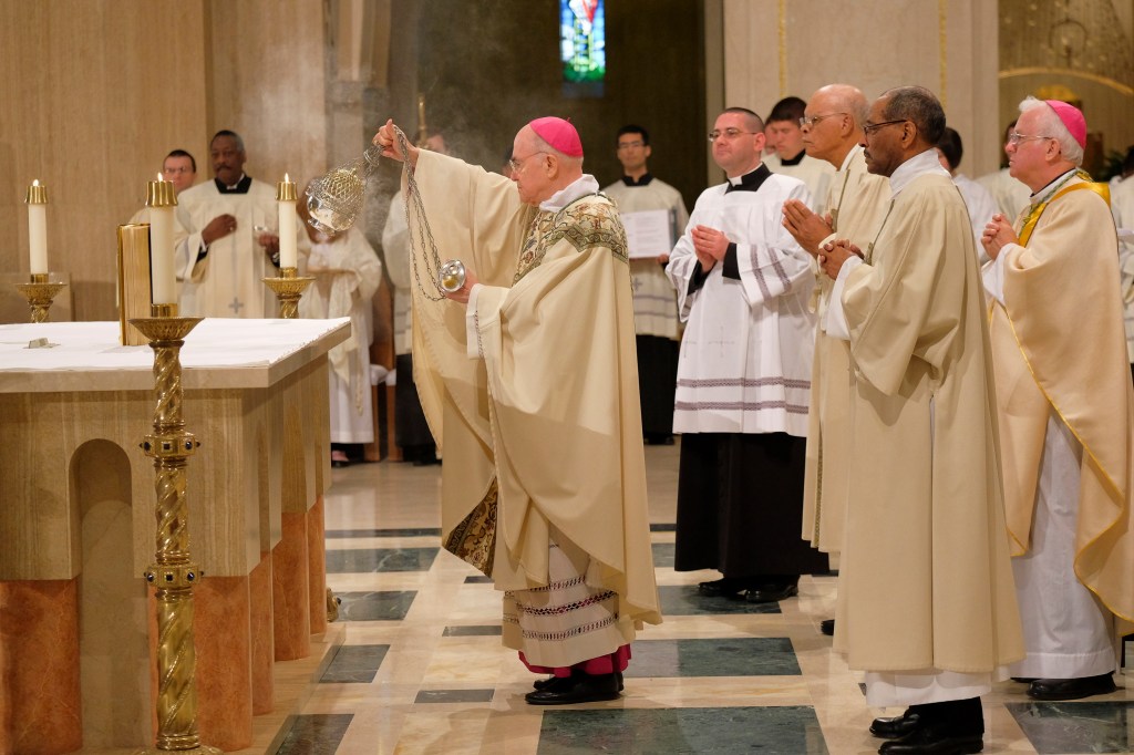 Vatican excommunicates archbishop for refusing to recognize Pope Francis [Video]