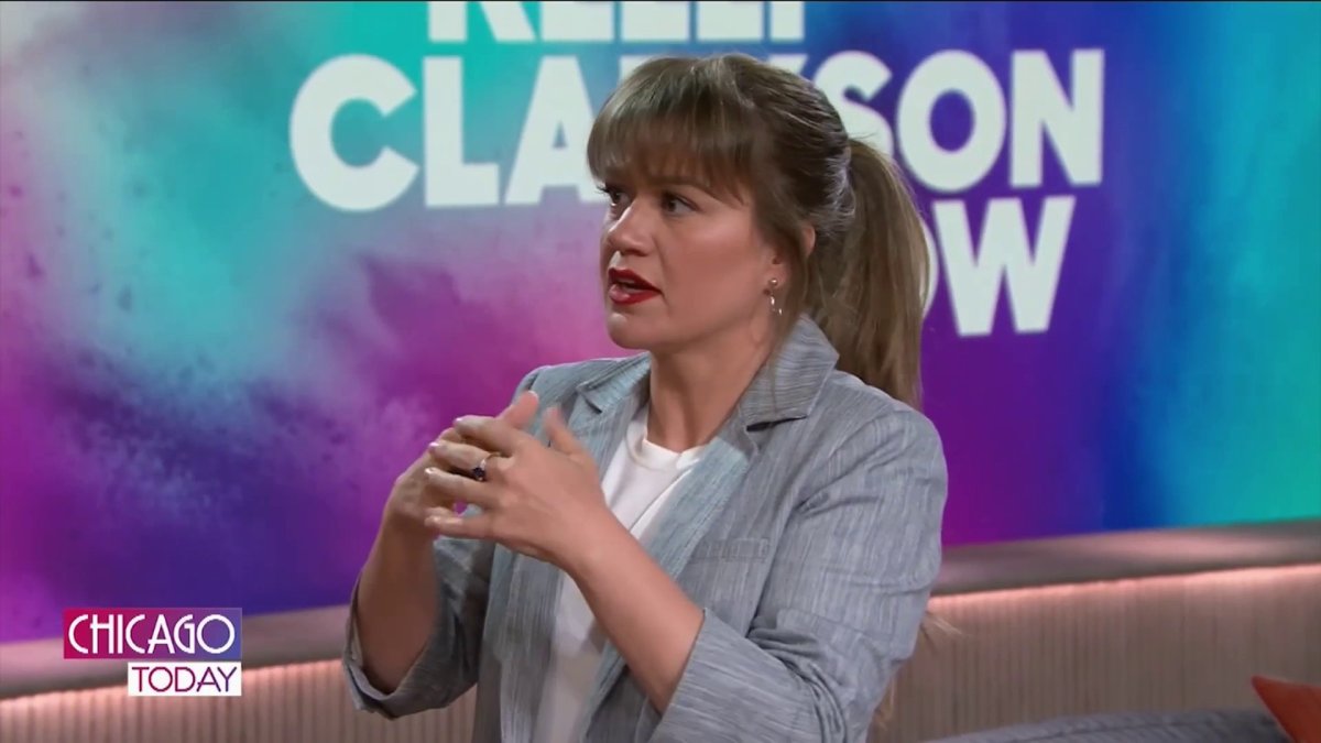 Kelly Clarkson talks her love for NYC and hints at a dream duet with Chris Stapleton  NBC Chicago [Video]