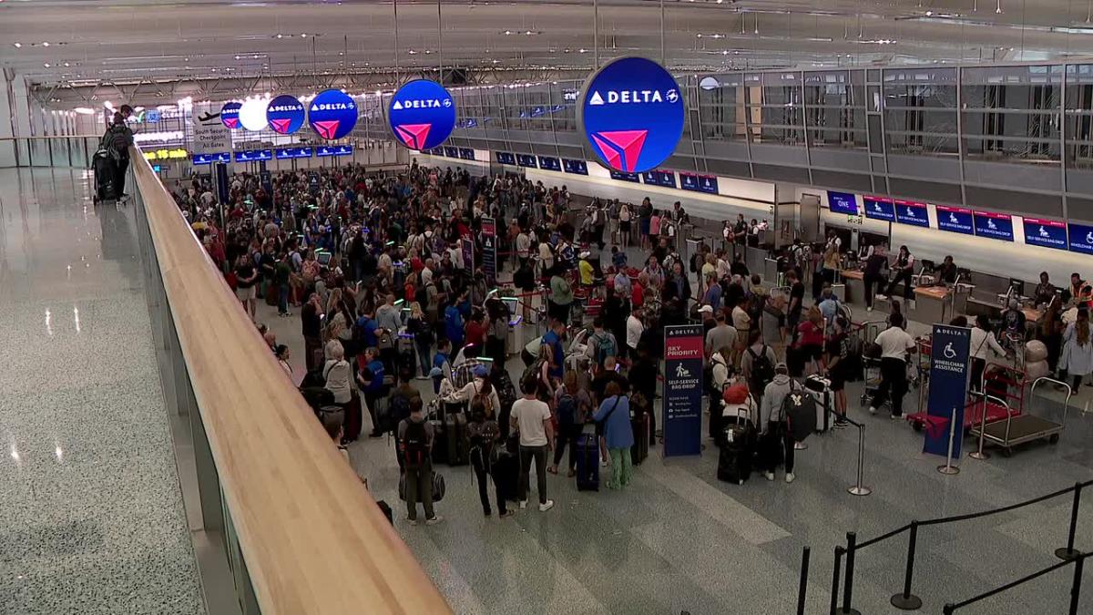 Global technology outage continues to impact flights at MSP Airport [Video]