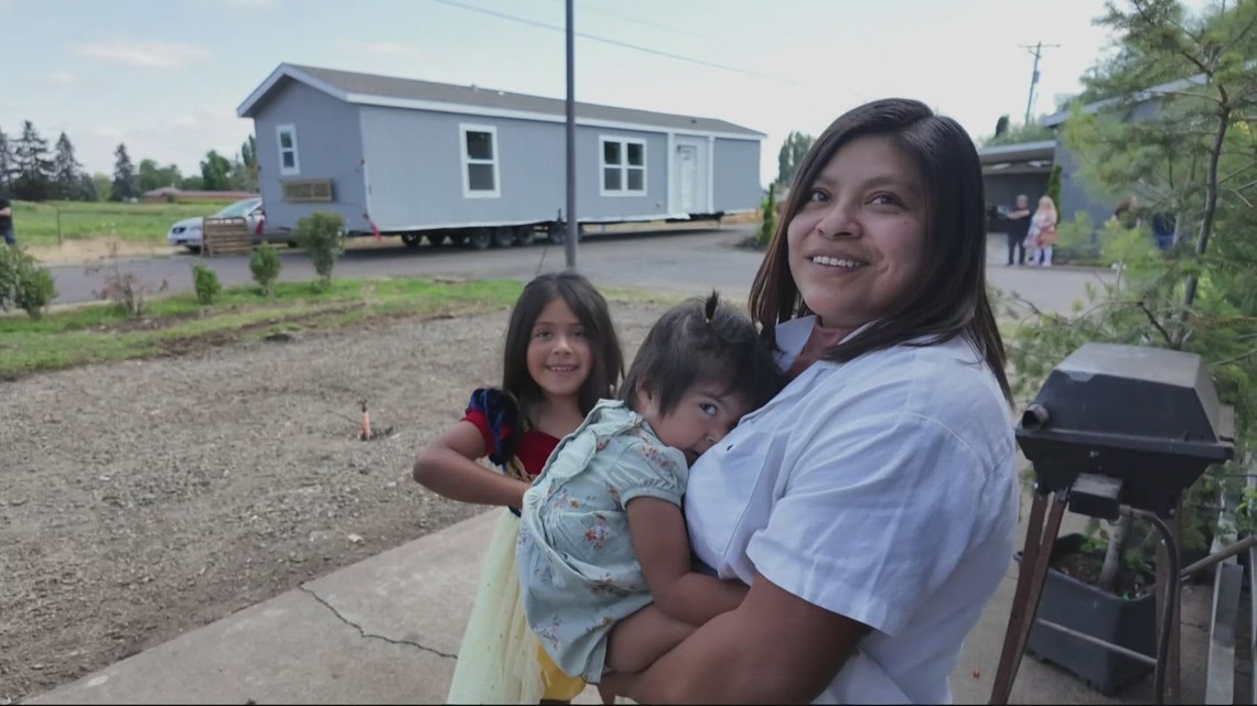 Program helps low-income Oregonians get energy-efficient homes [Video]