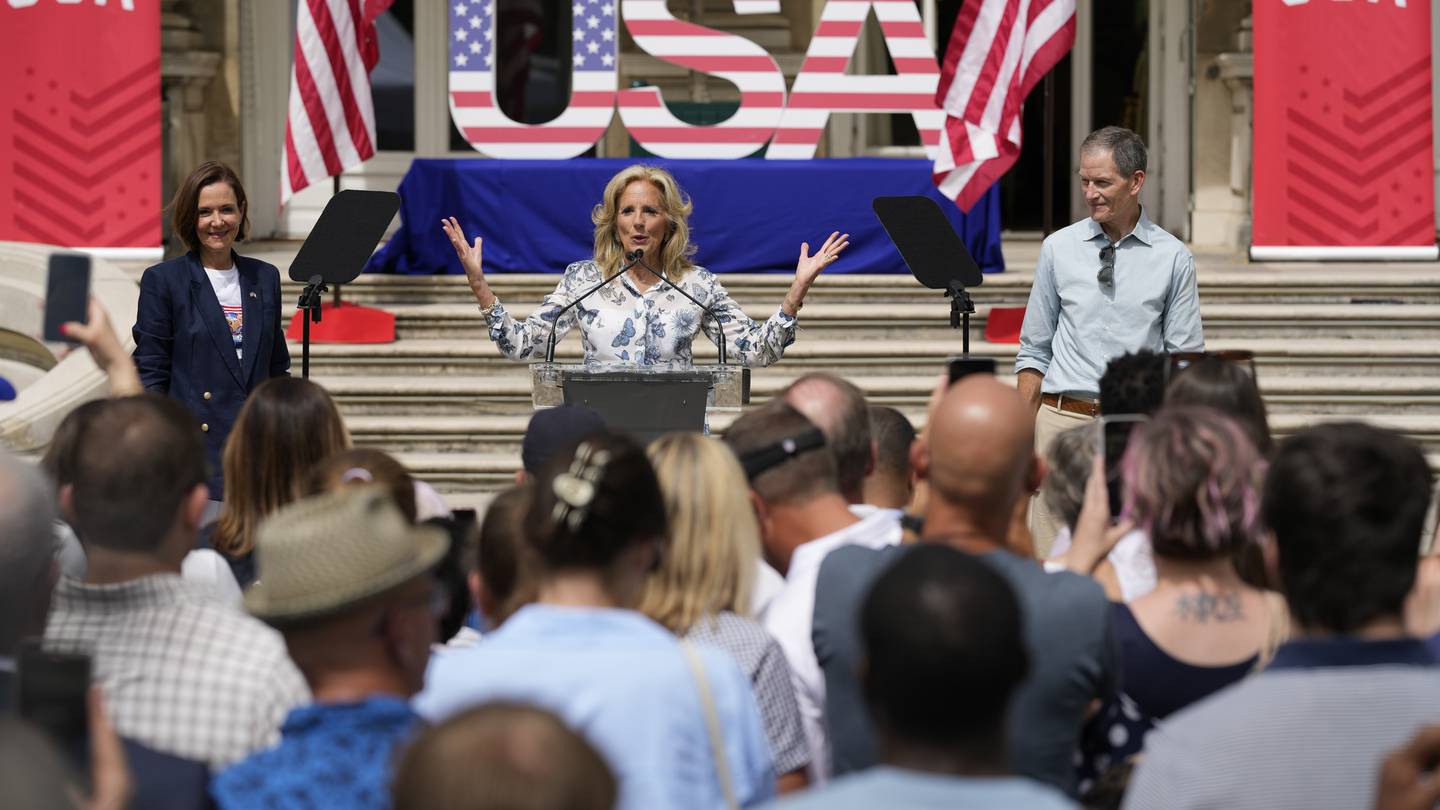 Jill Biden meets with US Olympic athletes in Paris  and even helps with a relay drill  WHIO TV 7 and WHIO Radio [Video]