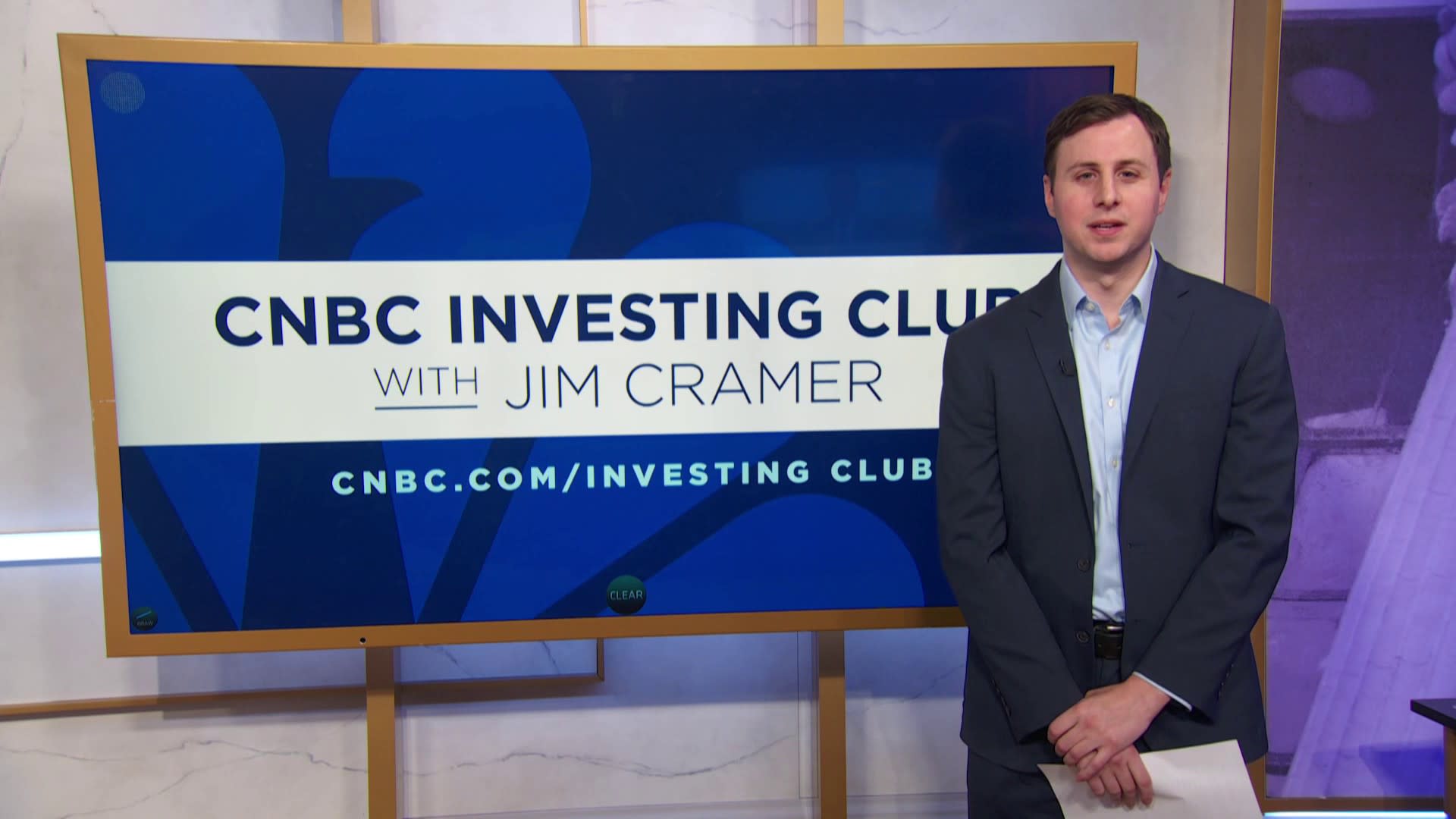 The Investing Club explains why it decided to trim a surging stock that benefits from Fed rate cuts [Video]