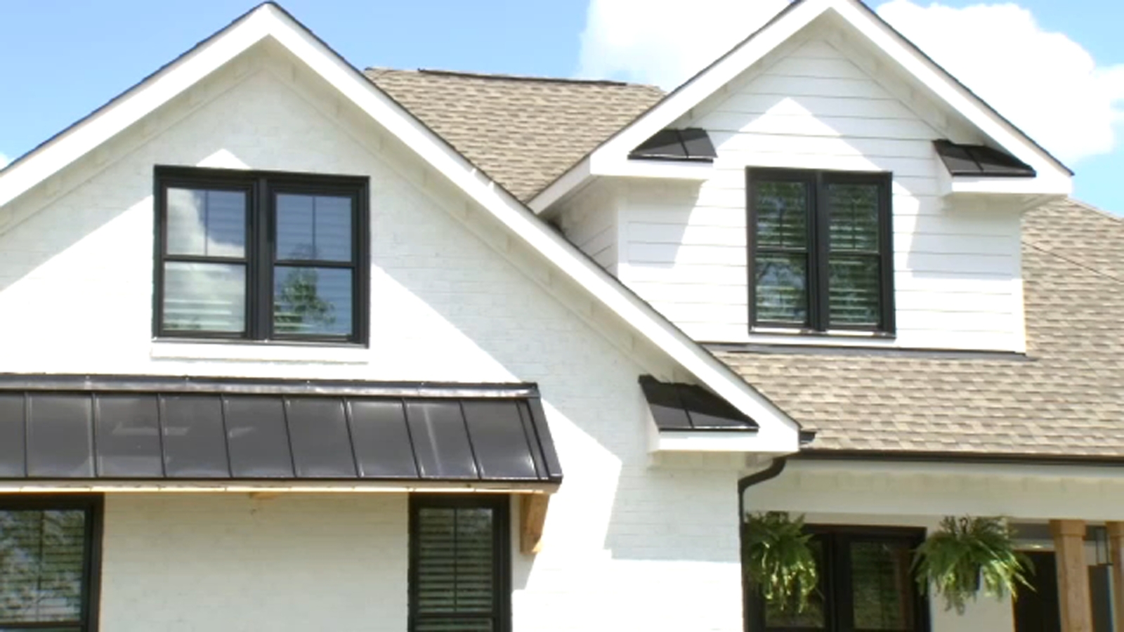 Lowe’s Home Improvement: Newly installed windows immediately sent energy bill through the roof for Willow Spring homeowner [Video]